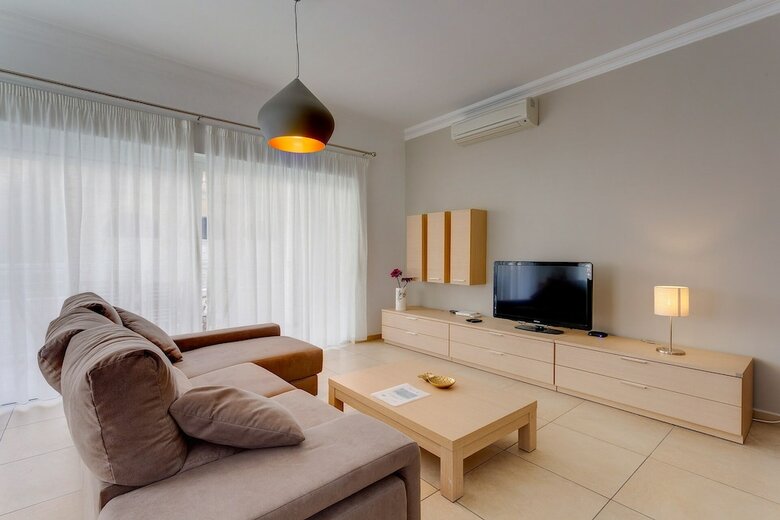 Superb Apartment In Fort Cambridge With Pool