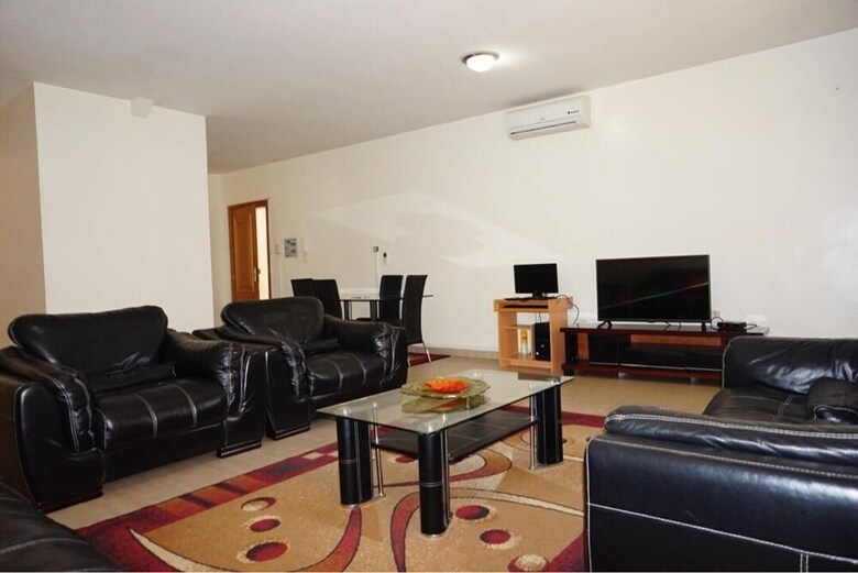 Apartamentos Hann Maristes 1