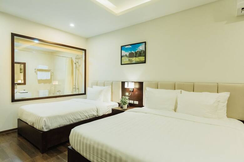 Paragon Noi Bai Hotel And Pool