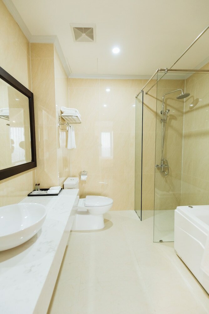 Paragon Noi Bai Hotel And Pool