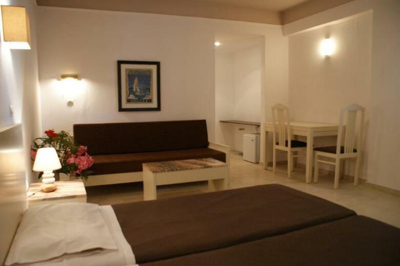 Hotel Pelagia Bay