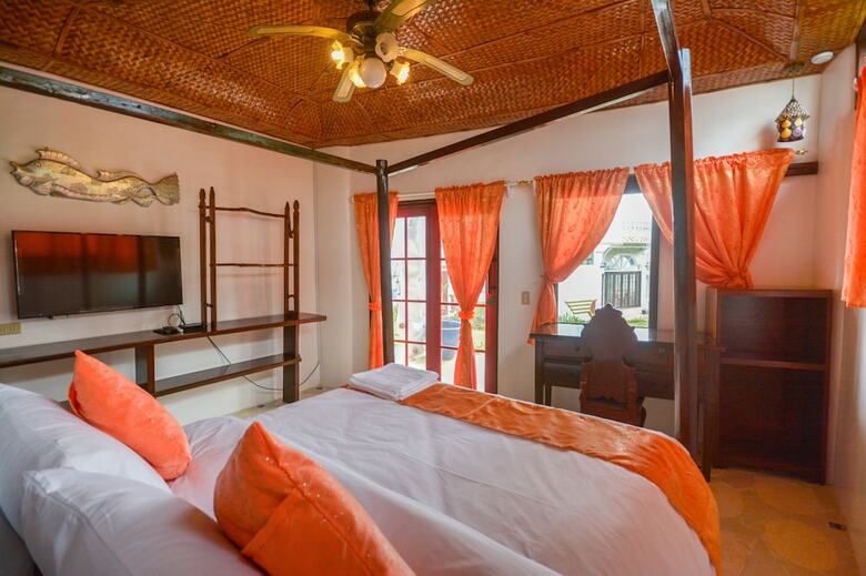 Hotel Jade's Casa de Arte