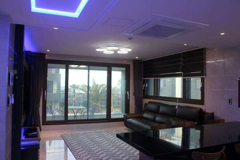 Pension Samwoo Yacht Village
