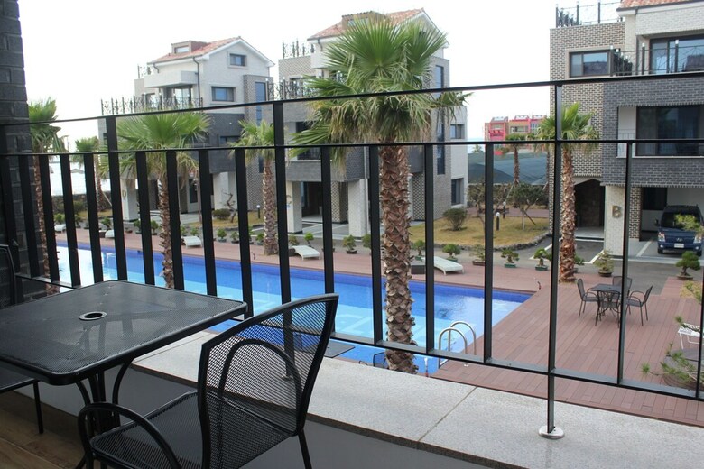 Pension Samwoo Yacht Village