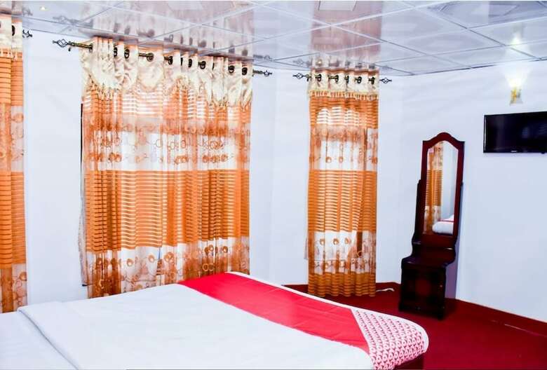 Hotel Oyo 480 Rainbow Villa