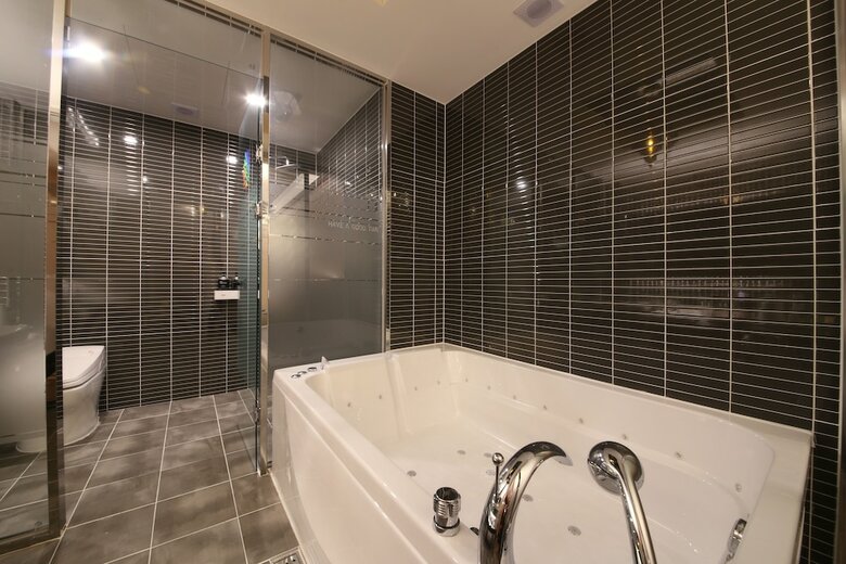 Daegu J Hotel
