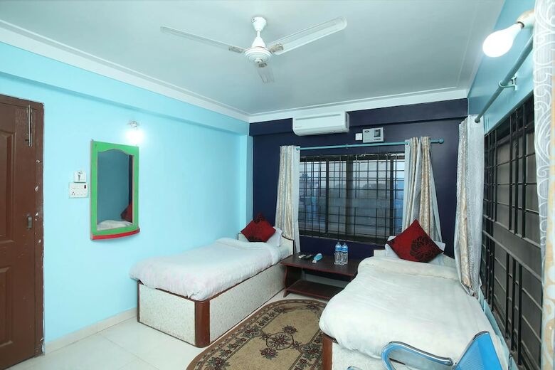 Spot On 681 Ekant Hotel And Restaurant