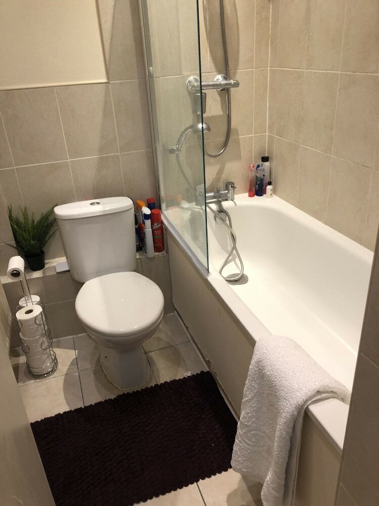 3 Bedroom Apartments Wells Street