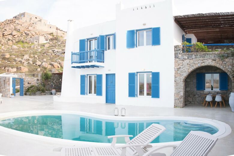 Serene Villa By Stylish Stays