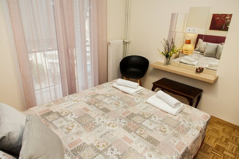 Restfull Fully Renovated Apartment In Thisio