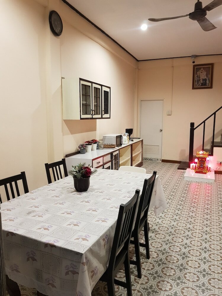 Hotel Real Bangkok Guesthouse