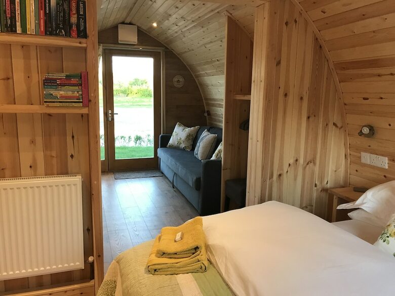 Cabana Orchard Glamping - Apartment Pod - Blossom