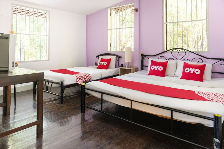 Hostal Oyo Old Town Boutique Hostel