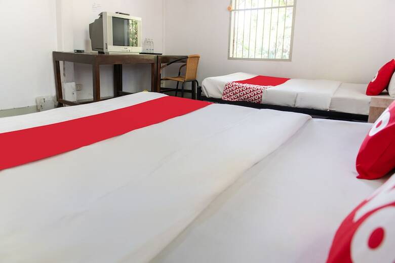 Hostal Oyo Old Town Boutique Hostel