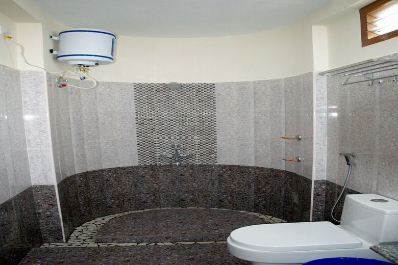 Hotel Nature Breeze Resort And Spa