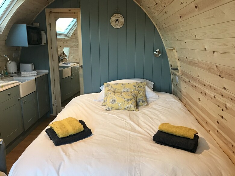 Cabana Orchard Glamping -willow Pod