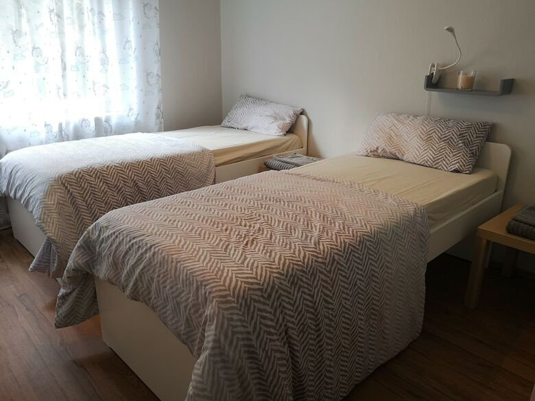 Apartamentos Family Suites & Parking