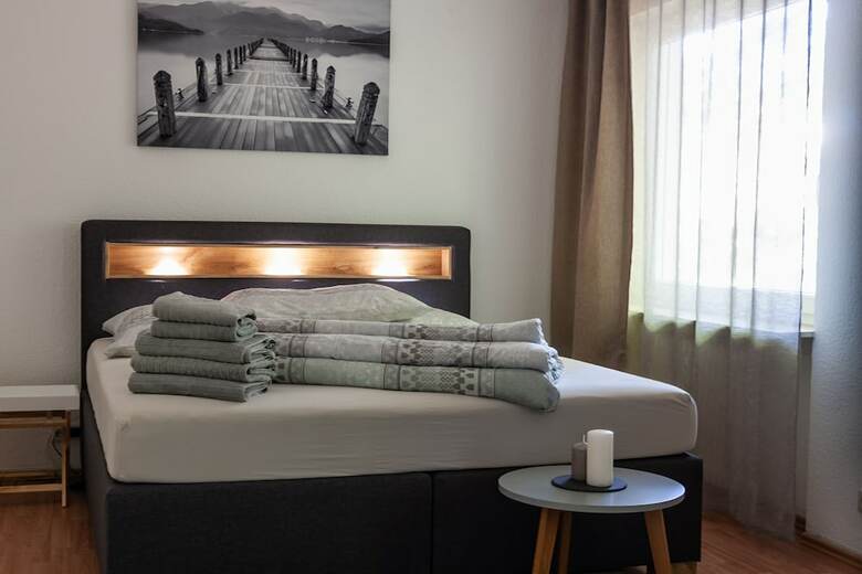 Apartamentos Family Suites & Parking