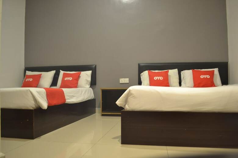 Oyo 89715 Ck Hotel