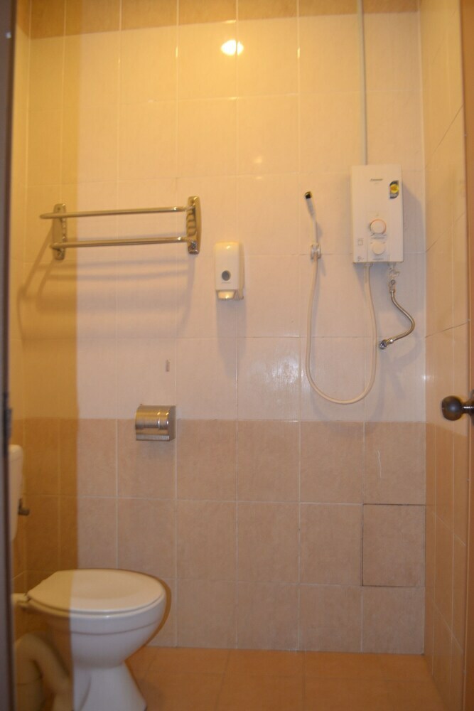 Oyo 89715 Ck Hotel