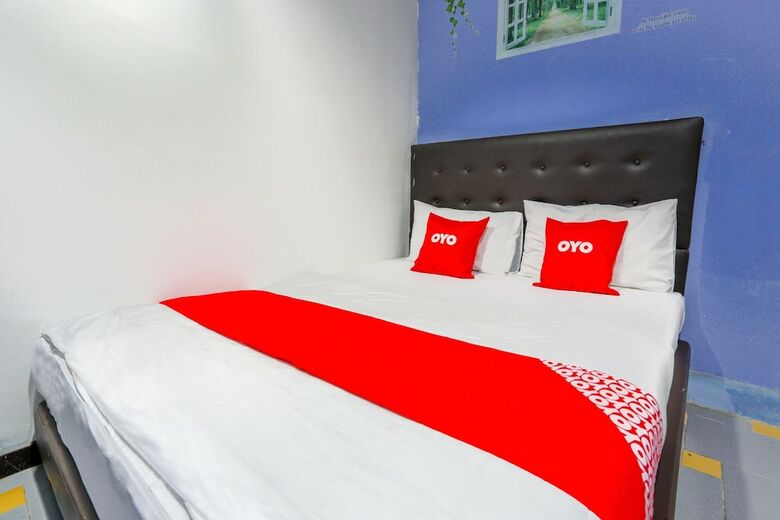 Oyo 89738 1st Inn Hotel Glenmarie