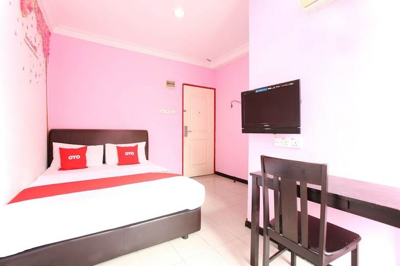 Oyo 89738 1st Inn Hotel Glenmarie