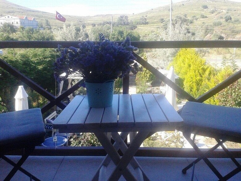 Bed & Breakfast Ege Han Otel