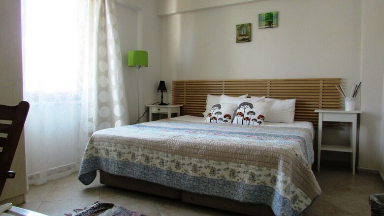 Bed & Breakfast Ege Han Otel