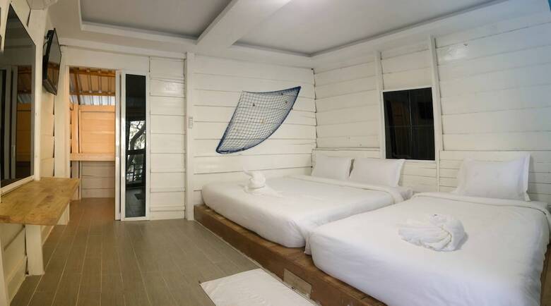 Hotel Sarasea Resort