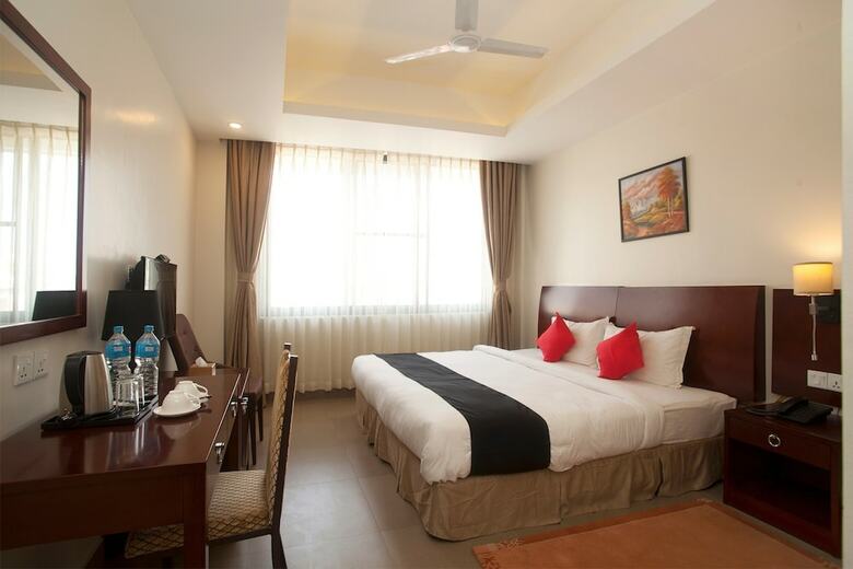Capital O 686 Hotel Mala Inn