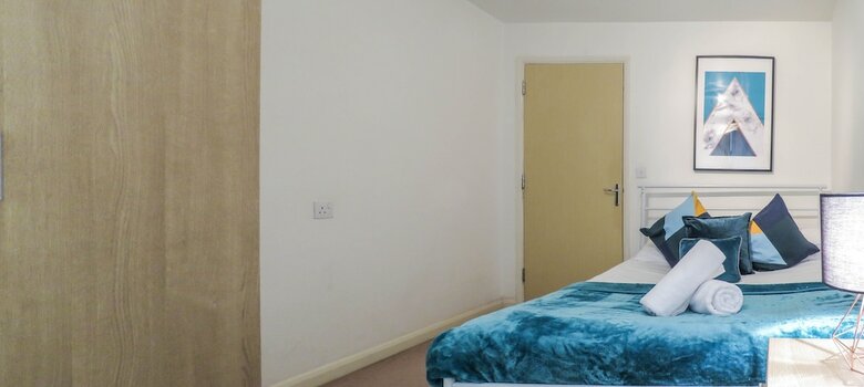 Tudors Esuites Skyline City Apartment