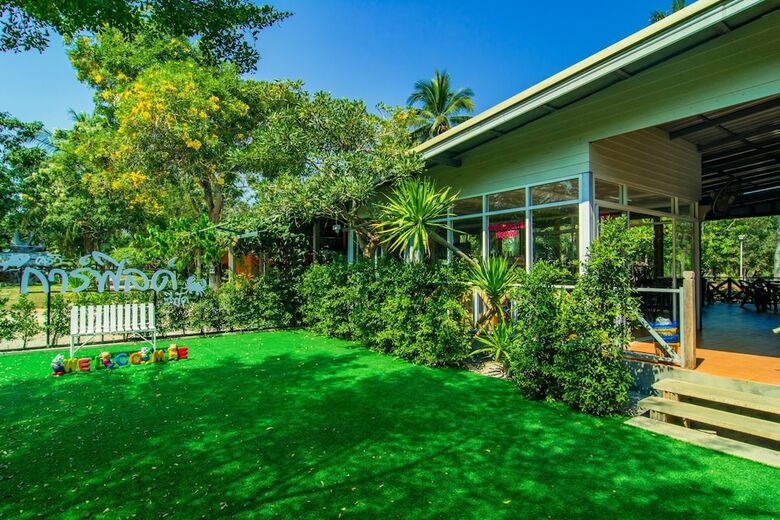Hotel Oyo Garfield Resort Pranburi