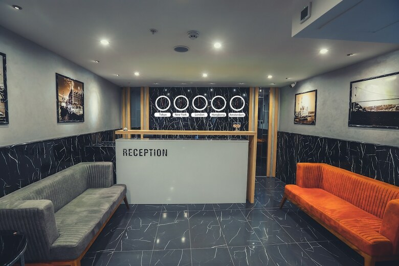 Airport Express Hotel