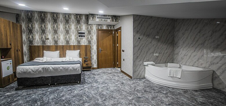 Airport Express Hotel