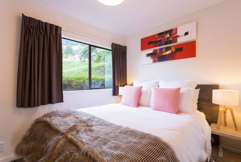 Spacious Lake View Townhouse Unbelievable Spa