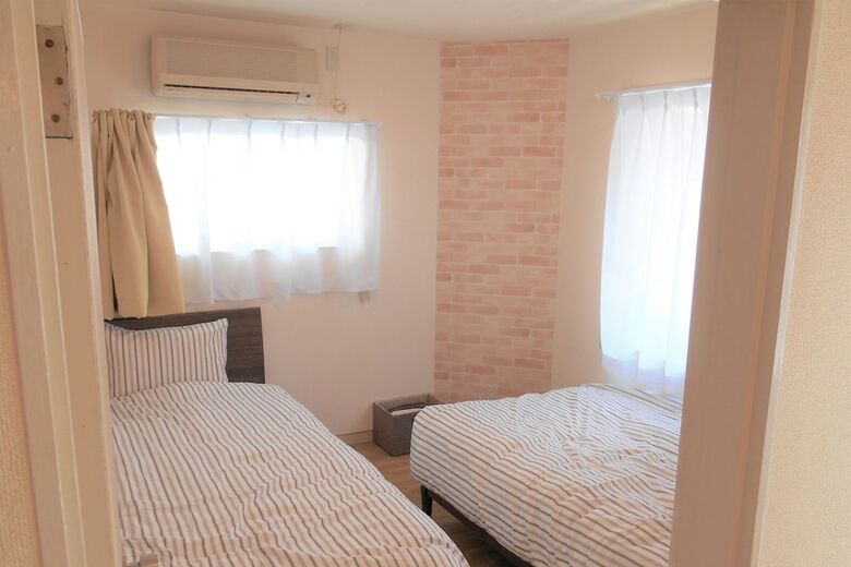 Apartamentos Ryota's Room