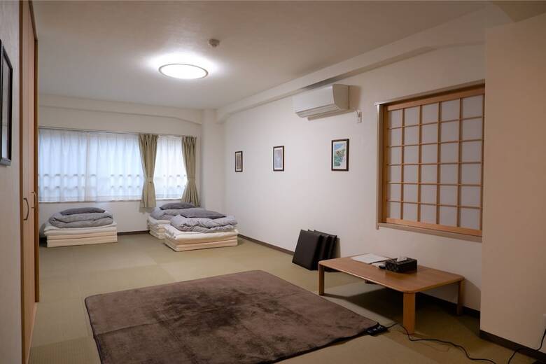 Apartamentos Ryota's Room