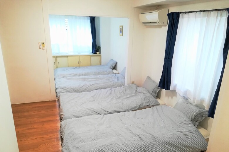 Apartamentos Ryota's Room