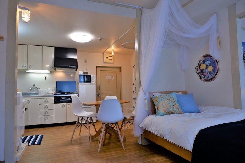 Apartamentos Ryota's Room