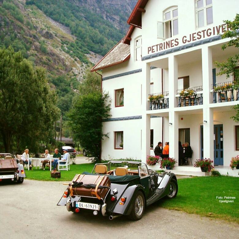 Hotel Petrines Guesthouse