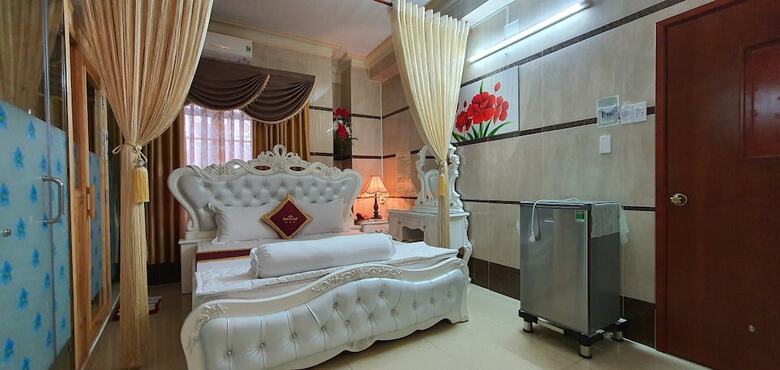 Hoang Quan Hotel