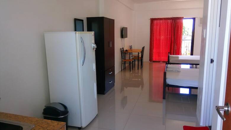 Hotel Palines Apartment And Guesthouse