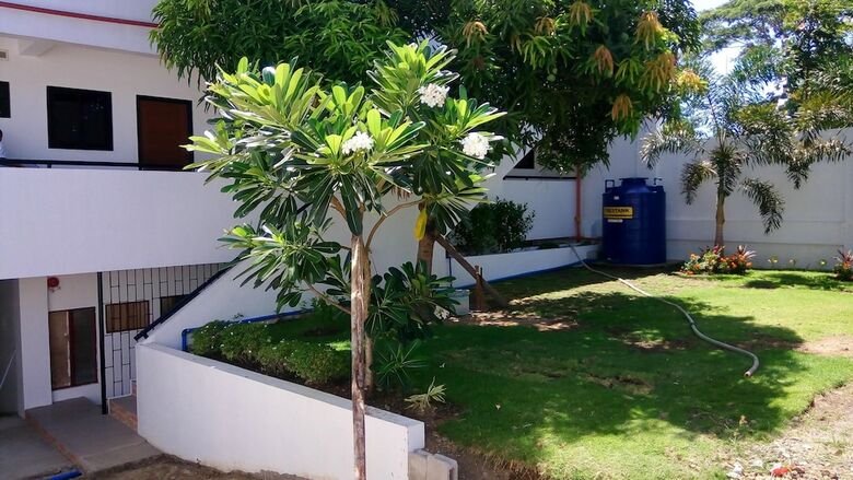 Hotel Palines Apartment And Guesthouse
