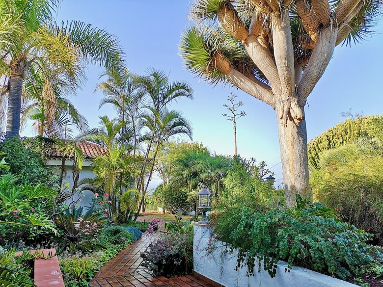 Villa Nanou House