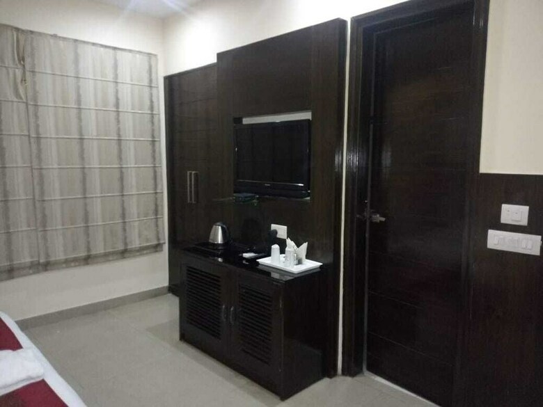 Hotel The Asian Suites Galleria