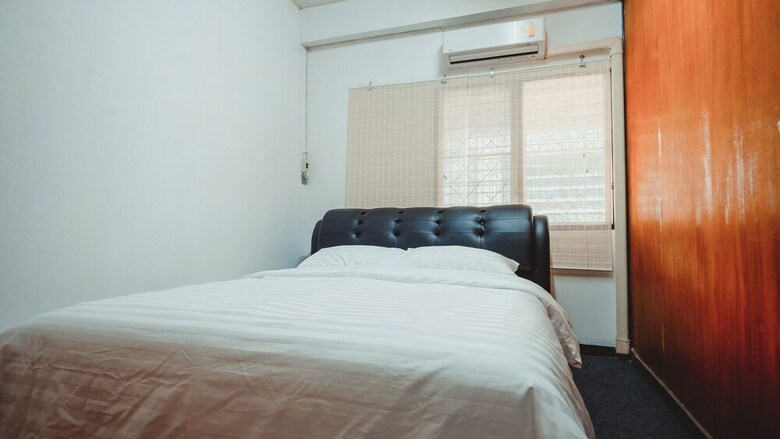 Hostal The Hubs Hug Hostel