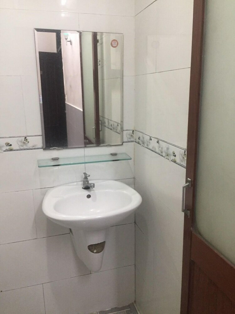 Oyo 751 K300 Hotel