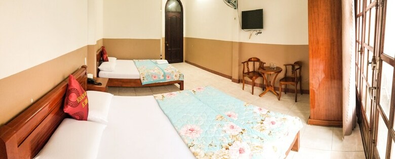 Oyo 751 K300 Hotel