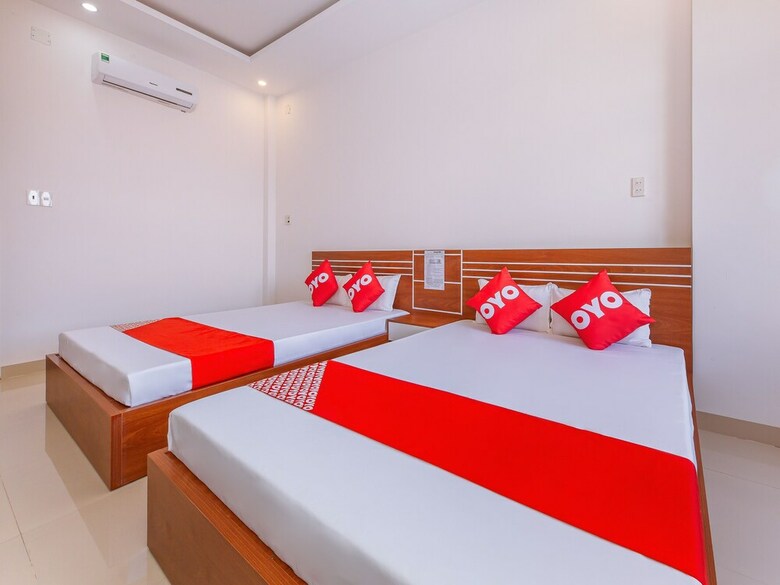 Oyo 727 Hoang Giang Hotel