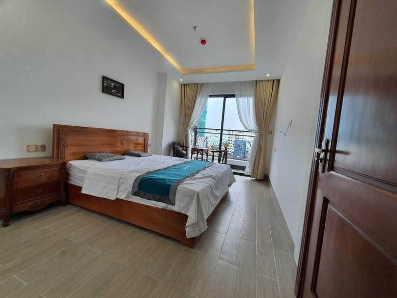 Oyo 747 Quynh Hoa Hotel
